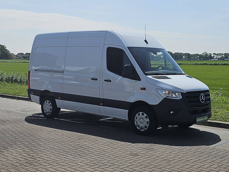Mercedes-Benz Sprinter 317 L2H2 Navi Mbux - Skåpbil: bild 5 Mercedes-Benz Sprinter 317 L2H2 Navi Mbux - Skåpbil: bild 5