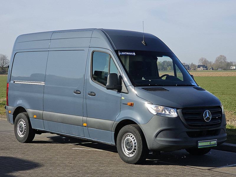 Mercedes-Benz eSprinter L2H2 41kWh Demo! - Skåpbil, El transportbil: bild 5 Mercedes-Benz eSprinter L2H2 41kWh Demo! - Skåpbil, El transportbil: bild 5
