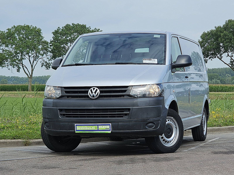 Volkswagen Transporter 2.0 TDI ac 140 PK - Små skåpbil: bild 1 Volkswagen Transporter 2.0 TDI ac 140 PK - Små skåpbil: bild 1