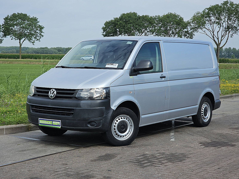 Volkswagen Transporter 2.0 TDI ac 140 PK - Små skåpbil: bild 2 Volkswagen Transporter 2.0 TDI ac 140 PK - Små skåpbil: bild 2