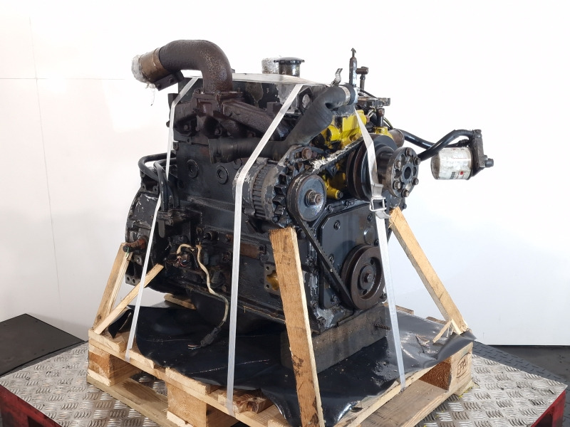Komatsu 4D95LE-2 Engine (Plant) - Motor för Byggmaskiner: bild 4 Komatsu 4D95LE-2 Engine (Plant) - Motor för Byggmaskiner: bild 4
