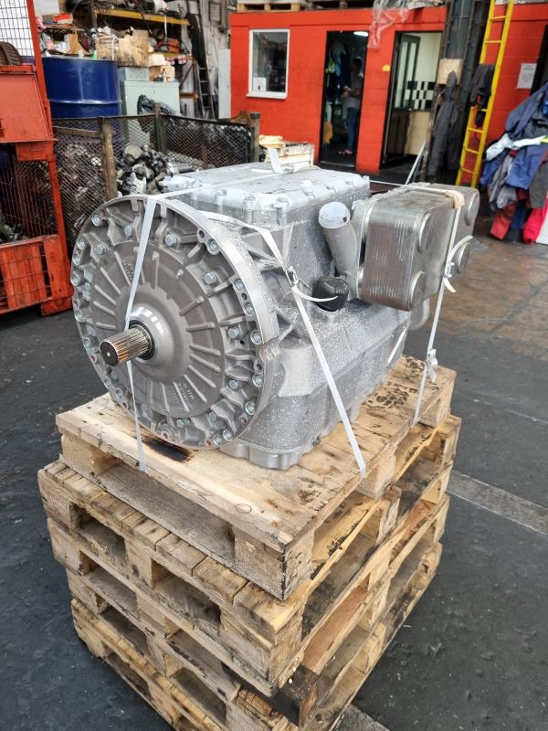 Voith 864.6 F3VTORO-8,5 Gearbox - Växellåda: bild 1 Voith 864.6 F3VTORO-8,5 Gearbox - Växellåda: bild 1