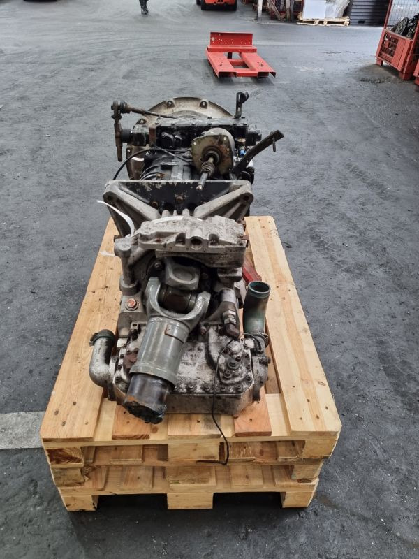 ZF 6S85 with voith Retarder Gearbox - Växellåda: bild 5 ZF 6S85 with voith Retarder Gearbox - Växellåda: bild 5