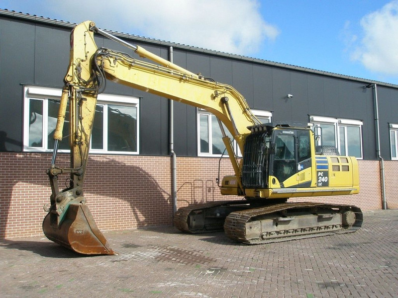 Komatsu PC 240LC-10 - Bandgrävare: bild 1 Komatsu PC 240LC-10 - Bandgrävare: bild 1