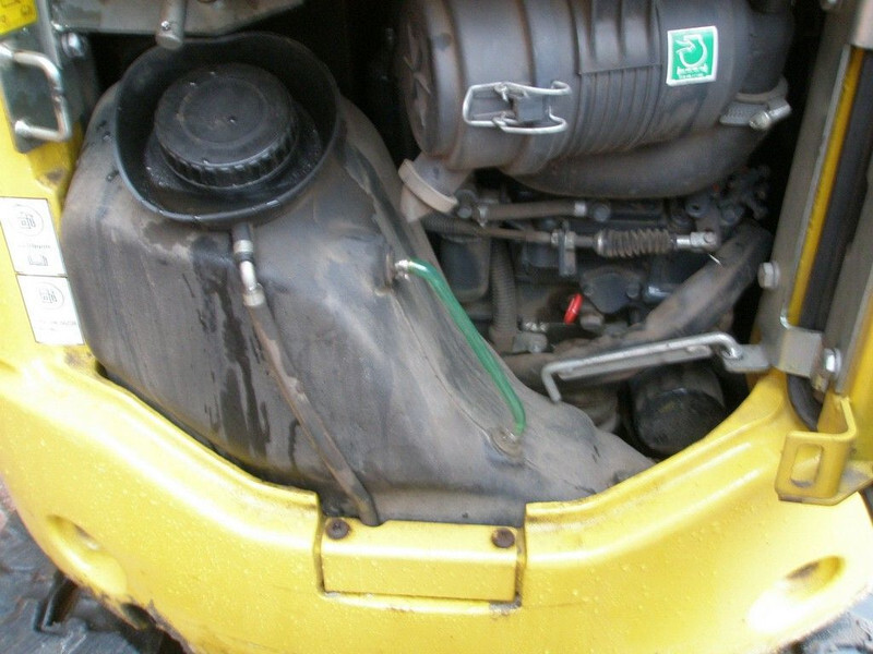 Komatsu PC16R-3HS - Minigrävmaskin: bild 5 Komatsu PC16R-3HS - Minigrävmaskin: bild 5