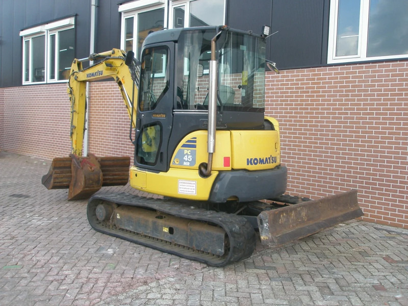 Komatsu PC45MR-3 - Minigrävmaskin: bild 2 Komatsu PC45MR-3 - Minigrävmaskin: bild 2