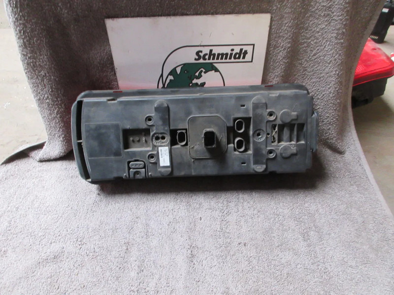 DAF 1875579 ACHTERLAMP DAF XF CF LF EURO 6 RECHTS & LINKS - Bakljus för Lastbil: bild 4 DAF 1875579 ACHTERLAMP DAF XF CF LF EURO 6 RECHTS & LINKS - Bakljus för Lastbil: bild 4