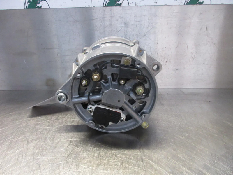Iveco 0 120 689 524 BOSCH DYNAMO IVECO EURO 2 NIEUWE OP VOORRAAD - Generator för Lastbil: bild 4 Iveco 0 120 689 524 BOSCH DYNAMO IVECO EURO 2 NIEUWE OP VOORRAAD - Generator för Lastbil: bild 4