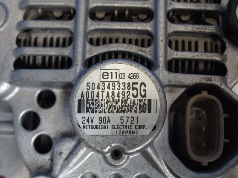 Iveco 504349338 DYNAMO IVECO HI WAY EURO 6 - Generator för Lastbil: bild 4 Iveco 504349338 DYNAMO IVECO HI WAY EURO 6 - Generator för Lastbil: bild 4