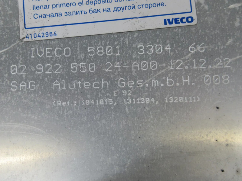 Iveco 5801330466 // 550 LITER IVECO S WAY MODEL 2023 - Bränsletank för Lastbil: bild 5 Iveco 5801330466 // 550 LITER IVECO S WAY MODEL 2023 - Bränsletank för Lastbil: bild 5