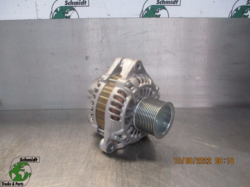 Iveco 5802122271 DYNAMO HI WAY EURO 6 - Generator för Lastbil: bild 1 Iveco 5802122271 DYNAMO HI WAY EURO 6 - Generator för Lastbil: bild 1