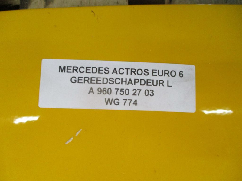 Mercedes-Benz A 960 750 33 03/ A 960 750 27 03 // DEUR GEREEDSCHAP MP4 ACTOS EURO 6 - Hytt och interiör för Lastbil: bild 4 Mercedes-Benz A 960 750 33 03/ A 960 750 27 03 // DEUR GEREEDSCHAP MP4 ACTOS EURO 6 - Hytt och interiör för Lastbil: bild 4