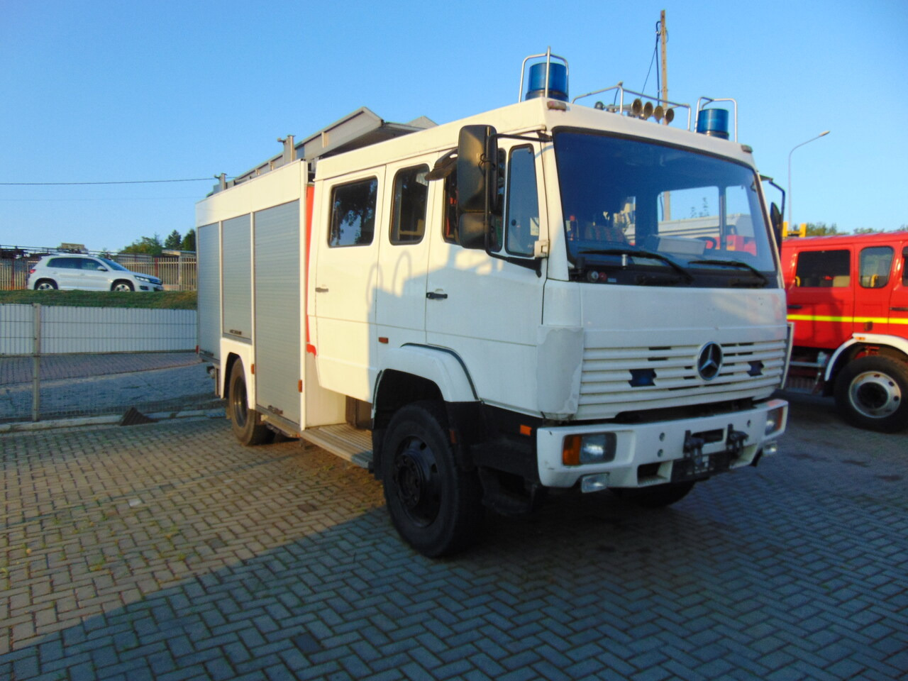 MERCEDES-BENZ 1124AF 4x4 MAGIRUS - Utility/ Specialfordon: bild 2 MERCEDES-BENZ 1124AF 4x4 MAGIRUS - Utility/ Specialfordon: bild 2