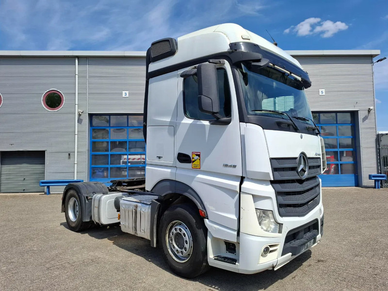 Mercedes-Benz Actros 1945 / HYDRAULICS / LWDS / SMART TACHO / 2XBED / FRIDGE / AUTOMATIC / EURO-6 / 2019 - Dragbil: bild 2 Mercedes-Benz Actros 1945 / HYDRAULICS / LWDS / SMART TACHO / 2XBED / FRIDGE / AUTOMATIC / EURO-6 / 2019 - Dragbil: bild 2