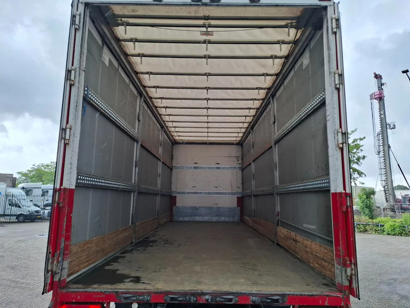 Renault T470 / CLEAN NL TRUCK / TUV:04-11-2025 / SLIDING ROOF / CURTAIN SAILS / SMART TACHO / ACC / LWDS / PLATFORM 2000KG / FRIDGE / AU - Lastbil med skåp: bild 5 Renault T470 / CLEAN NL TRUCK / TUV:04-11-2025 / SLIDING ROOF / CURTAIN SAILS / SMART TACHO / ACC / LWDS / PLATFORM 2000KG / FRIDGE / AU - Lastbil med skåp: bild 5