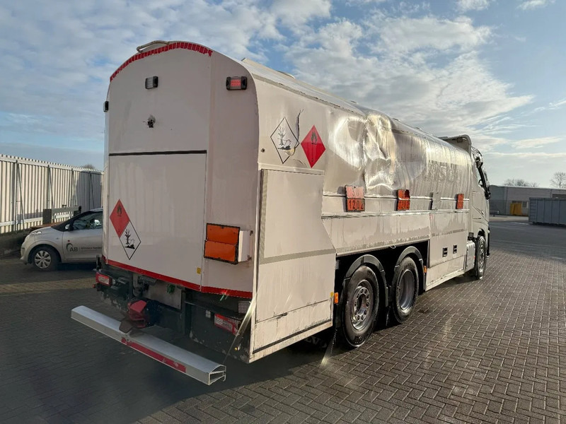 Volvo FH5-500 6X2 / ENGINE RUNNING / LIFT+LENKACHSE / FULL AIR / ADR / EUROTANK / 9-TON FRONT AXLE / EURO-6 / 2022 - Tankbil: bild 5 Volvo FH5-500 6X2 / ENGINE RUNNING / LIFT+LENKACHSE / FULL AIR / ADR / EUROTANK / 9-TON FRONT AXLE / EURO-6 / 2022 - Tankbil: bild 5