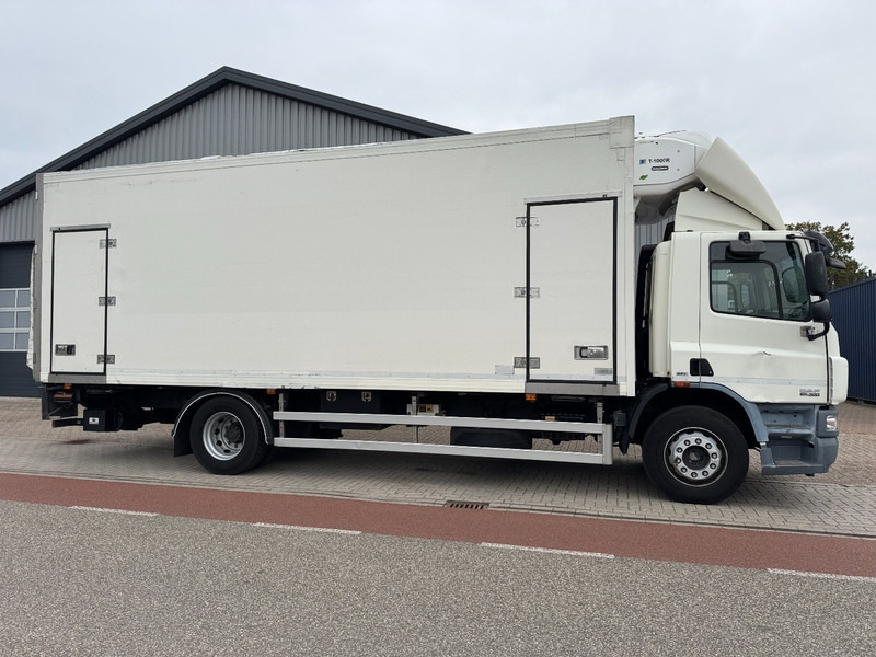 DAF CF65-300 Thermo-King (- 25 C ) 'D Hollandia Taillift/LBW - Kylbil lastbil: bild 2 DAF CF65-300 Thermo-King (- 25 C ) 'D Hollandia Taillift/LBW - Kylbil lastbil: bild 2
