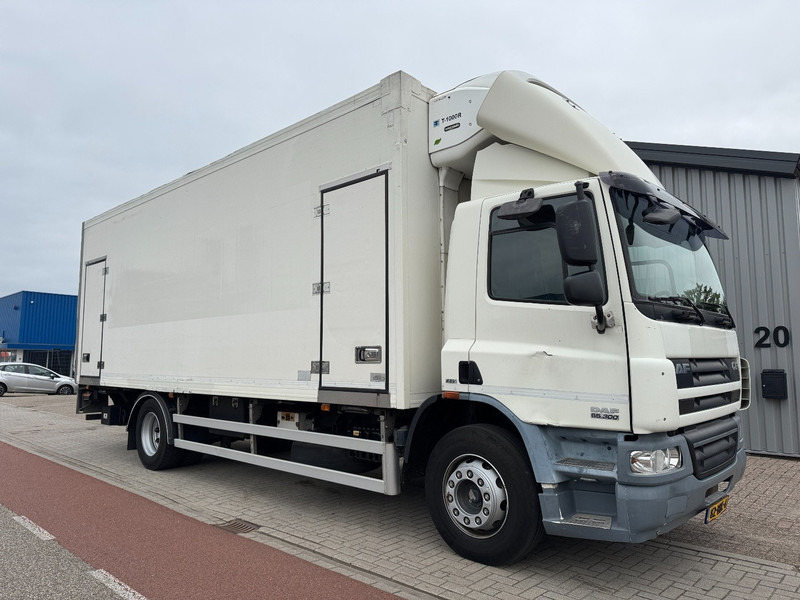 DAF CF65-300 Thermo-King (- 25 C ) 'D Hollandia Taillift/LBW - Kylbil lastbil: bild 1 DAF CF65-300 Thermo-King (- 25 C ) 'D Hollandia Taillift/LBW - Kylbil lastbil: bild 1