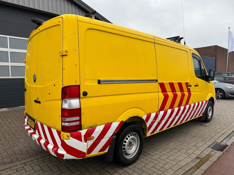 Mercedes-Benz 319 L2/H1 BF3 Begleit-/Convooi-/Begleiding-/Camper - Skåpbil: bild 3 Mercedes-Benz 319 L2/H1 BF3 Begleit-/Convooi-/Begleiding-/Camper - Skåpbil: bild 3