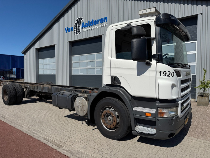 Scania P230 Retarder/Wb:630 cm /920Chassis - Chassi lastbil: bild 1 Scania P230 Retarder/Wb:630 cm /920Chassis - Chassi lastbil: bild 1