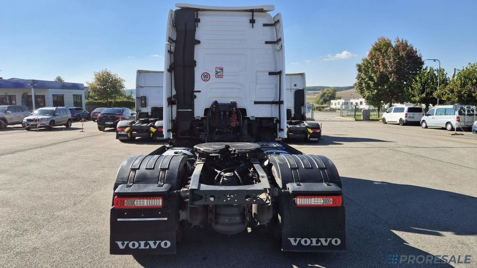 VOLVO FH 460 GLOBE XL EURO 6 TURBOCOMPOUND - Dragbil: bild 3 VOLVO FH 460 GLOBE XL EURO 6 TURBOCOMPOUND - Dragbil: bild 3