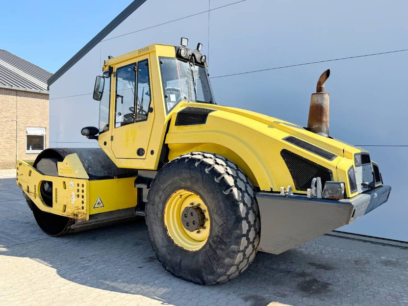 Bomag BW213DH-4 - Evib/BVC / German Machine - Vält: bild 3 Bomag BW213DH-4 - Evib/BVC / German Machine - Vält: bild 3