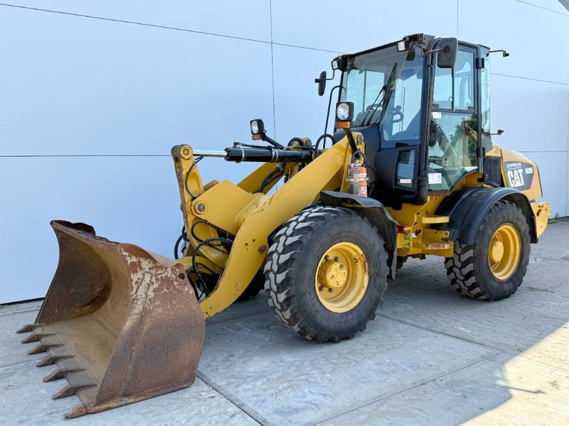 Cat 908H - Quick Coupler / Automatic Greasing - Hjullastare: bild 2 Cat 908H - Quick Coupler / Automatic Greasing - Hjullastare: bild 2