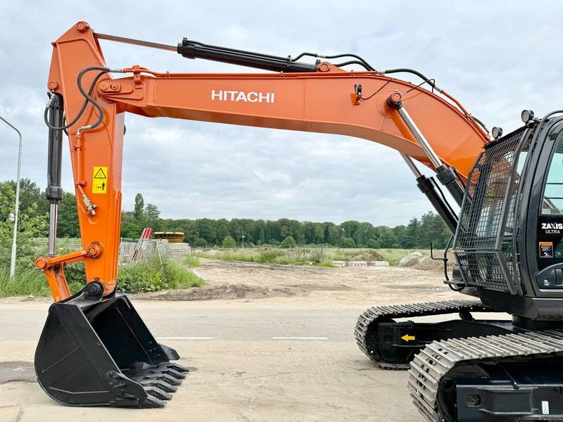 Ny Bandgrävare Hitachi ZX220LC-5G / 2025 ULTRA MODEL / ISUZU ENGINE: bild 9