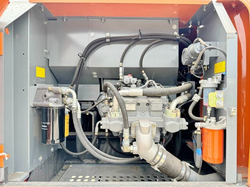 Ny Bandgrävare Hitachi ZX220LC-5G / 2025 ULTRA MODEL / ISUZU ENGINE: bild 19