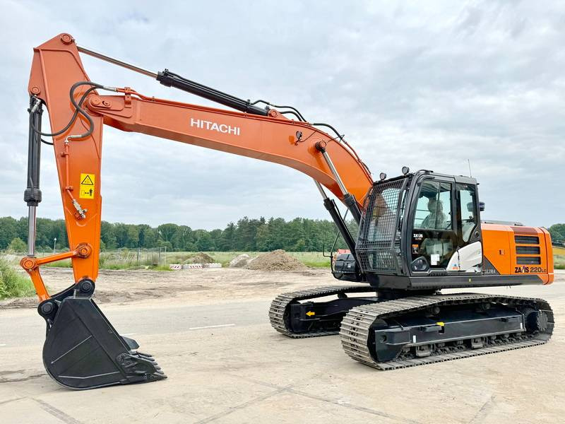 Hitachi ZX220LC-5G / 2025 ULTRA MODEL / ISUZU ENGINE - Bandgrävare: bild 2 Hitachi ZX220LC-5G / 2025 ULTRA MODEL / ISUZU ENGINE - Bandgrävare: bild 2