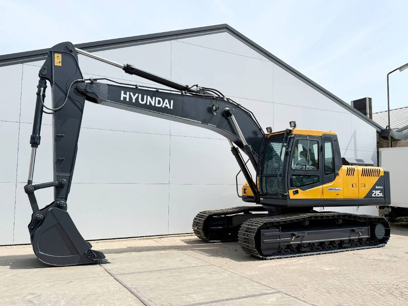 Hyundai R215L Smart Plus *2025 Model* - New / Unused - Bandgrävare: bild 2 Hyundai R215L Smart Plus *2025 Model* - New / Unused - Bandgrävare: bild 2