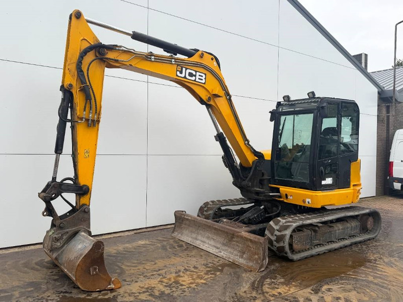 JCB 86C-1 - Hammer Lines / Quick Coupler - Minigrävmaskin: bild 2 JCB 86C-1 - Hammer Lines / Quick Coupler - Minigrävmaskin: bild 2