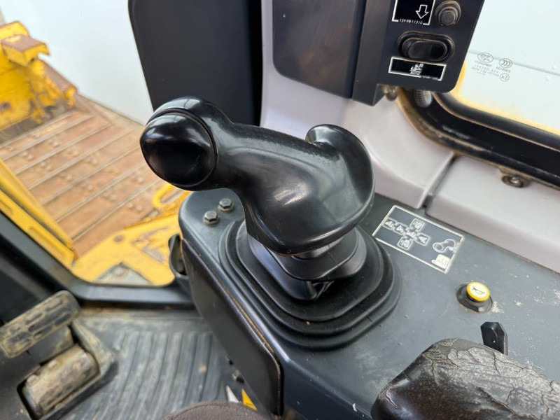 Bulldozer Komatsu D65PXi-18 - Backup Camera / Airco / CE + EPA: bild 12 Bulldozer Komatsu D65PXi-18 - Backup Camera / Airco / CE + EPA: bild 12