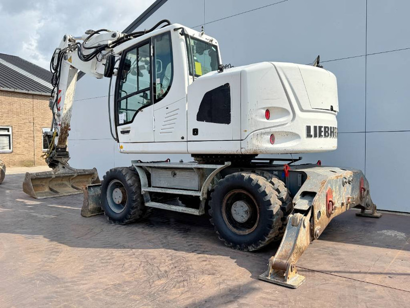 Liebherr A918 Compact - 4 Buckets / Triple Boom / Auto Lube - Grävmaskin på däck: bild 4 Liebherr A918 Compact - 4 Buckets / Triple Boom / Auto Lube - Grävmaskin på däck: bild 4