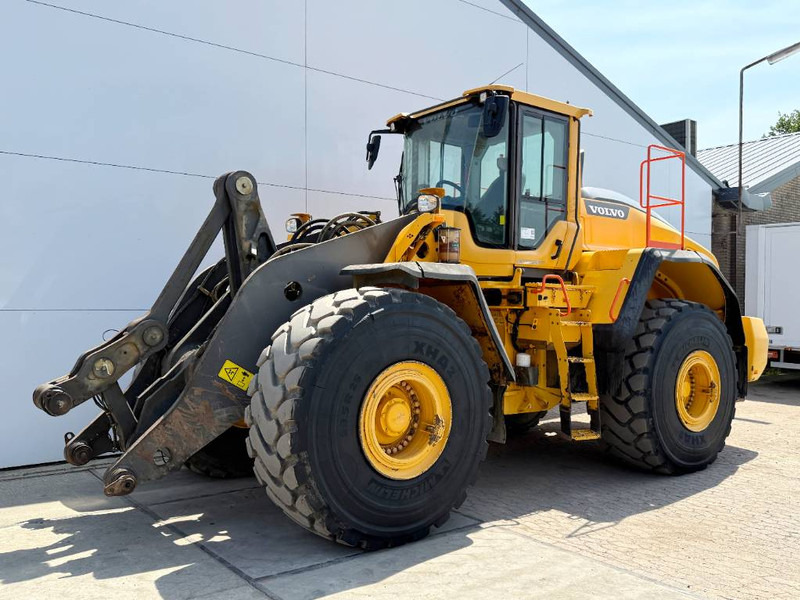 Volvo L220H - Bucket Included / 3rd Function - Hjullastare: bild 2 Volvo L220H - Bucket Included / 3rd Function - Hjullastare: bild 2