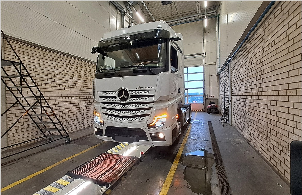 MERCDEDES BENZ ACTROS L - Dragbil: bild 1 MERCDEDES BENZ ACTROS L - Dragbil: bild 1