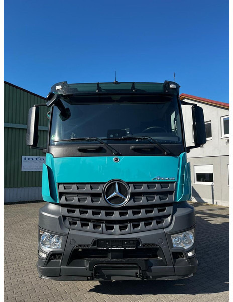 Mercedes-Benz Arocs 2653 - Timmerbil: bild 2 Mercedes-Benz Arocs 2653 - Timmerbil: bild 2