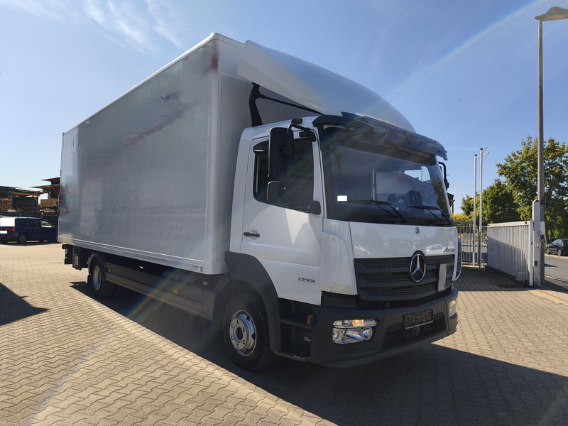 Mercedes-Benz Atego 1223 - Lastbil med skåp: bild 2 Mercedes-Benz Atego 1223 - Lastbil med skåp: bild 2