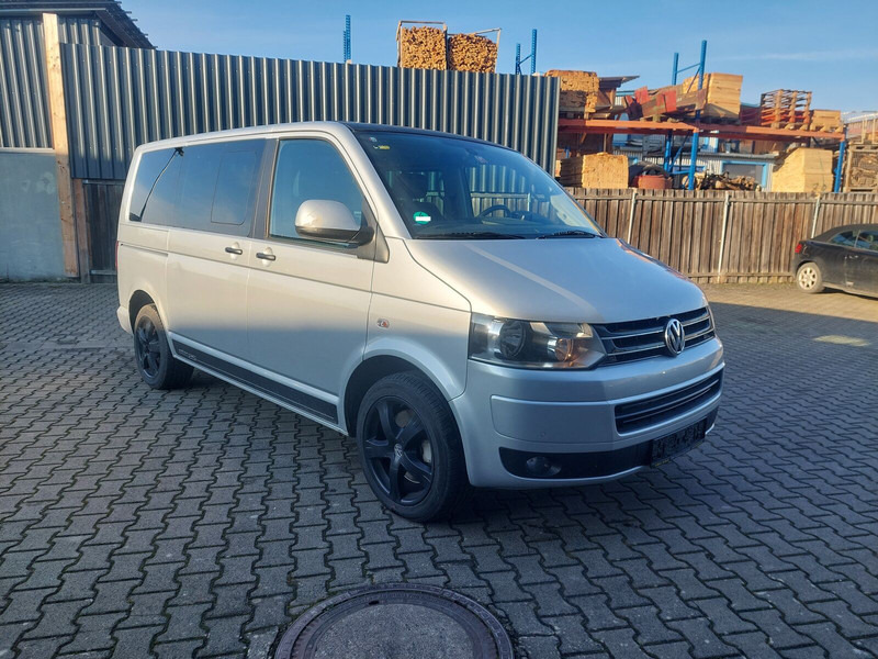 Volkswagen Transporter Multivan AHK Doppelklima Tisch Leder 7-Sitzer - Minibuss, Persontransport: bild 2 Volkswagen Transporter Multivan AHK Doppelklima Tisch Leder 7-Sitzer - Minibuss, Persontransport: bild 2