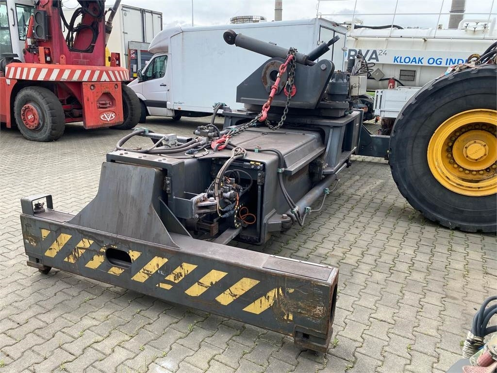 Elme 817-8787 / 45000KG / 1 OWNER / FULLY FUNCTIONAL - Reachstacker: bild 4 Elme 817-8787 / 45000KG / 1 OWNER / FULLY FUNCTIONAL - Reachstacker: bild 4