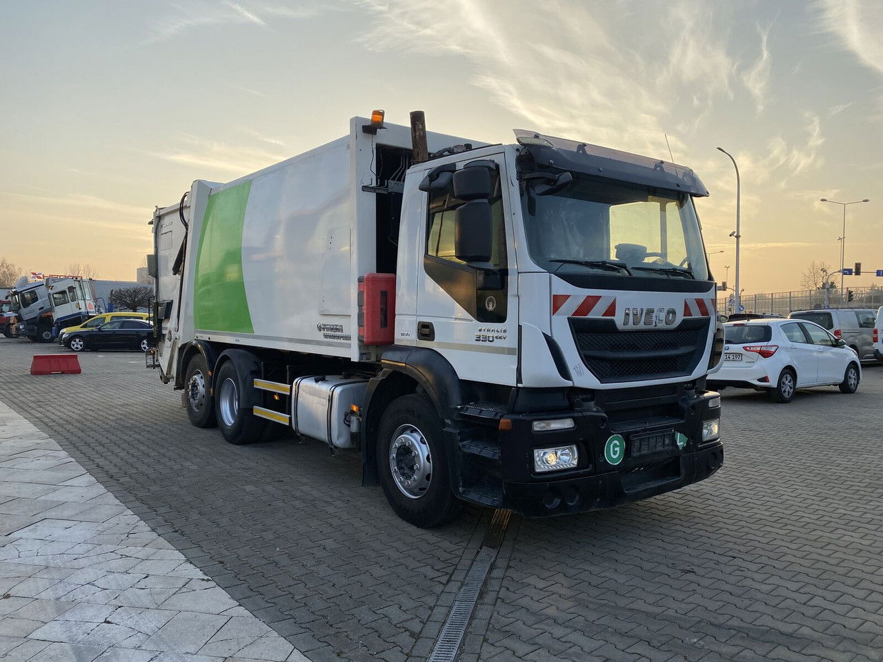 Iveco Stralis 330 EEV / Faun Vario Press 11 / Service NEW / TOP - Sopbil: bild 4 Iveco Stralis 330 EEV / Faun Vario Press 11 / Service NEW / TOP - Sopbil: bild 4