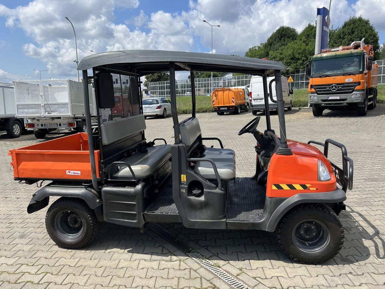 Kubota RTV 1140 / Double cabin + tipper/ 4X4 / Chepper P RTV 1140 / Double cabin + tipper/ 4X4 / Chepper Price - Fyrhjuling: bild 3 Kubota RTV 1140 / Double cabin + tipper/ 4X4 / Chepper P RTV 1140 / Double cabin + tipper/ 4X4 / Chepper Price - Fyrhjuling: bild 3