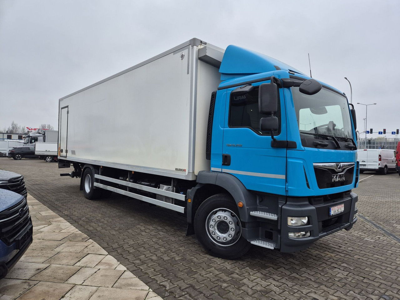 MAN TGM 15.250 Cheapest in the whole EU/ 1 Owner / Serviced AT MAN - Kylbil lastbil: bild 2 MAN TGM 15.250 Cheapest in the whole EU/ 1 Owner / Serviced AT MAN - Kylbil lastbil: bild 2
