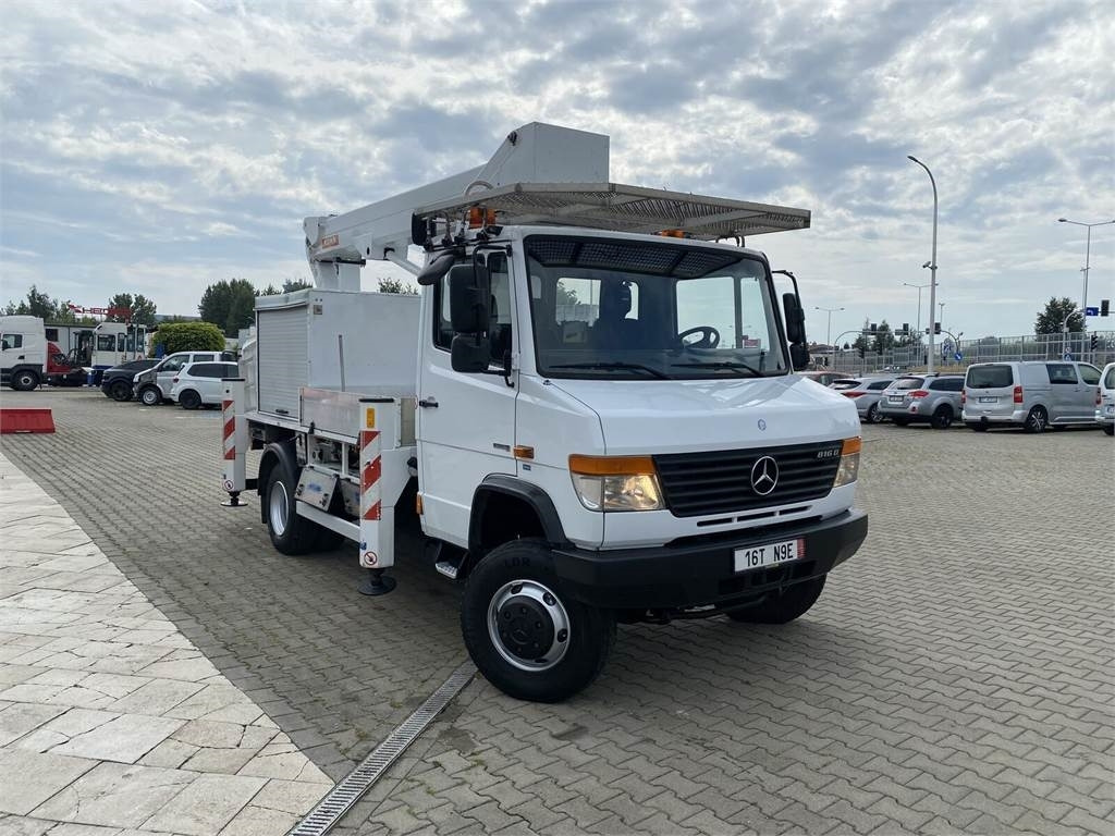 Mercedes-Benz Vario 816D / 4X4 / E4 / 16M HIGH / 200kg+40kg / - Billift: bild 4 Mercedes-Benz Vario 816D / 4X4 / E4 / 16M HIGH / 200kg+40kg / - Billift: bild 4