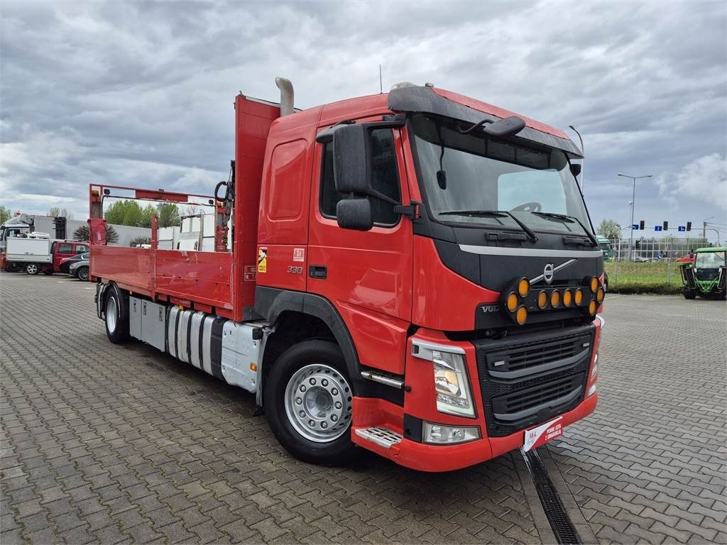 Volvo FM 330 / WEBASTO / HDS HIAB / 1 OWNER - Flakbil: bild 1 Volvo FM 330 / WEBASTO / HDS HIAB / 1 OWNER - Flakbil: bild 1