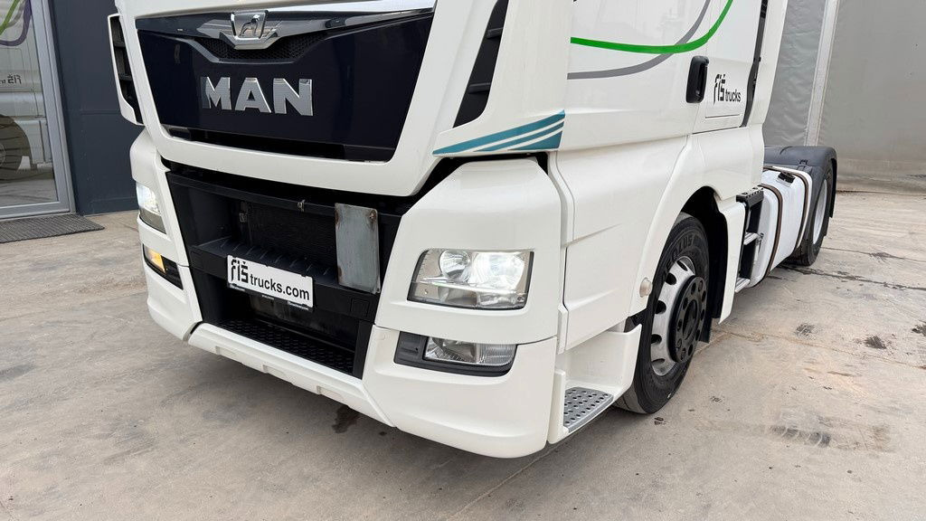 MAN TGX 18.480 4X2 schubodden hydr. + retarder - Dragbil: bild 2 MAN TGX 18.480 4X2 schubodden hydr. + retarder - Dragbil: bild 2