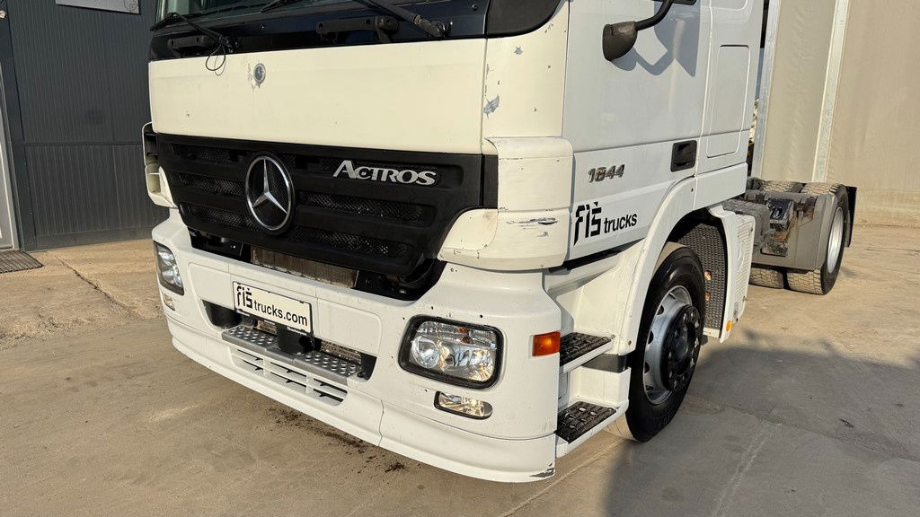 Mercedes-Benz Actros 1844 4x2 tractor unit - retarder - Dragbil: bild 2 Mercedes-Benz Actros 1844 4x2 tractor unit - retarder - Dragbil: bild 2