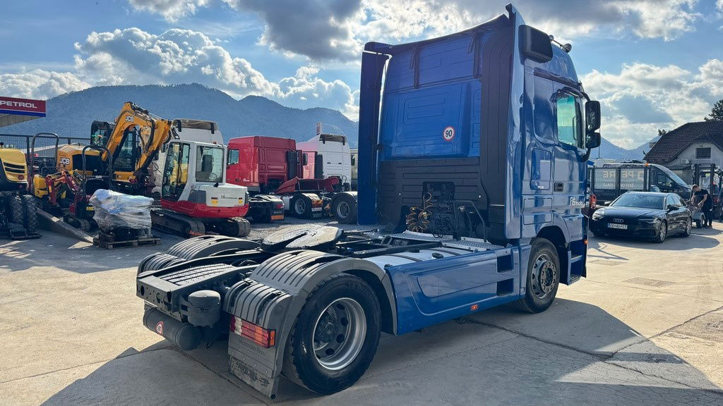 Mercedes-Benz Actros 1844 4x2 tractor unit - retarder - Dragbil: bild 5 Mercedes-Benz Actros 1844 4x2 tractor unit - retarder - Dragbil: bild 5