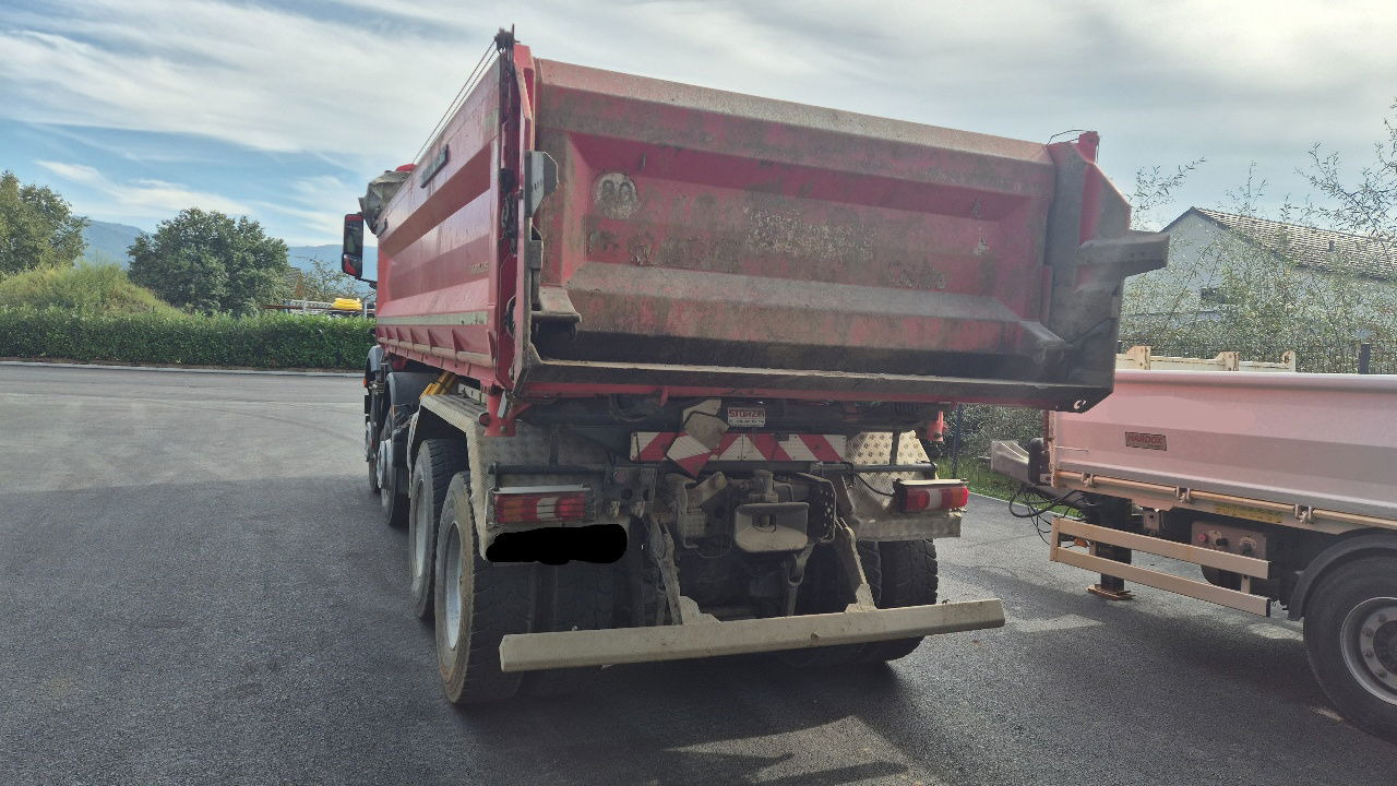 Mercedes-Benz Arocs 3243 8X4 mulda tipper - bordmatic - Tippbil lastbil: bild 3 Mercedes-Benz Arocs 3243 8X4 mulda tipper - bordmatic - Tippbil lastbil: bild 3