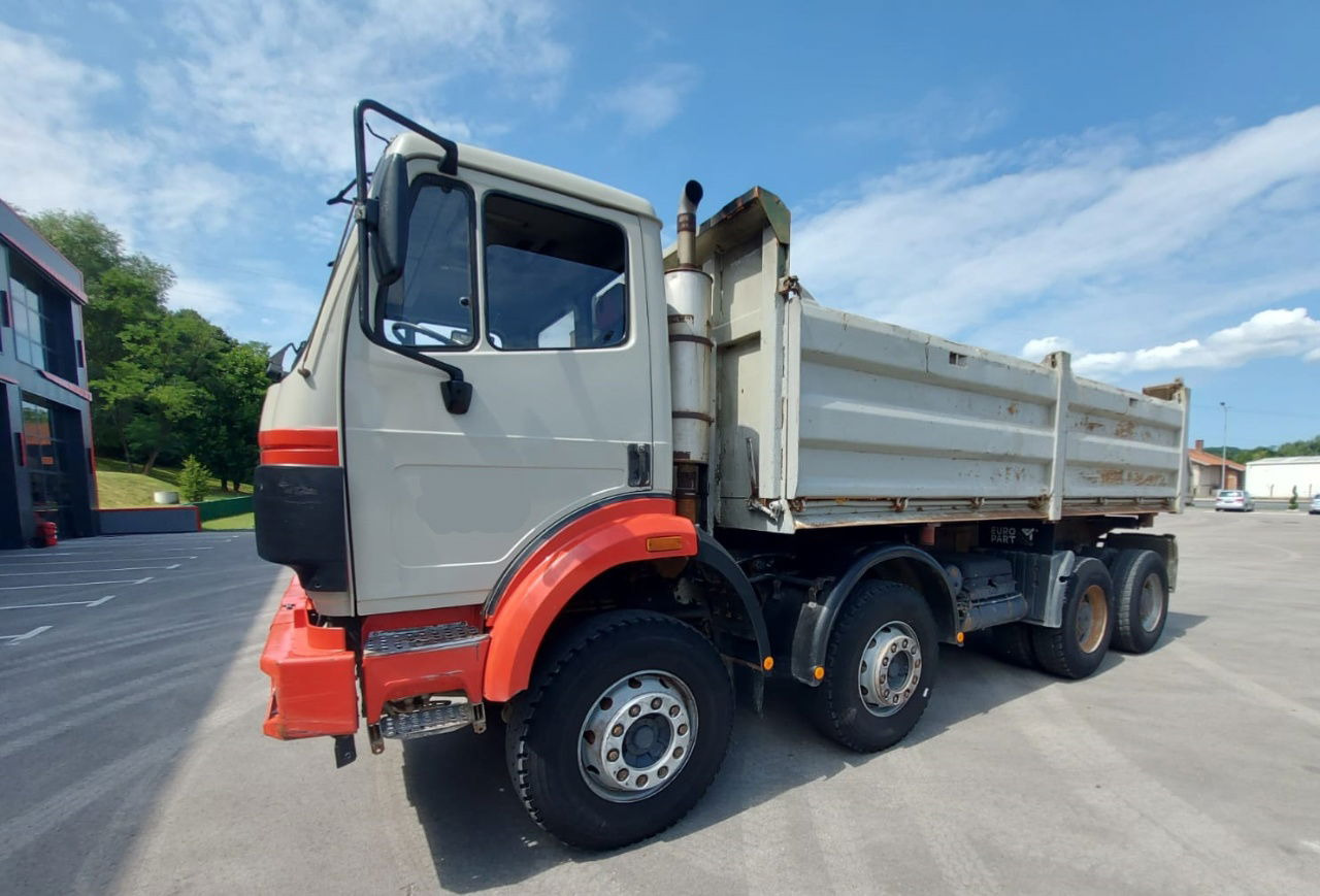 Mercedes-Benz SK 3235 8X4 tipper - V8 - Spring - Tippbil lastbil: bild 2 Mercedes-Benz SK 3235 8X4 tipper - V8 - Spring - Tippbil lastbil: bild 2